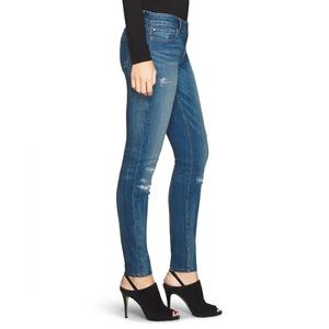 White House Black Market - The Skinny